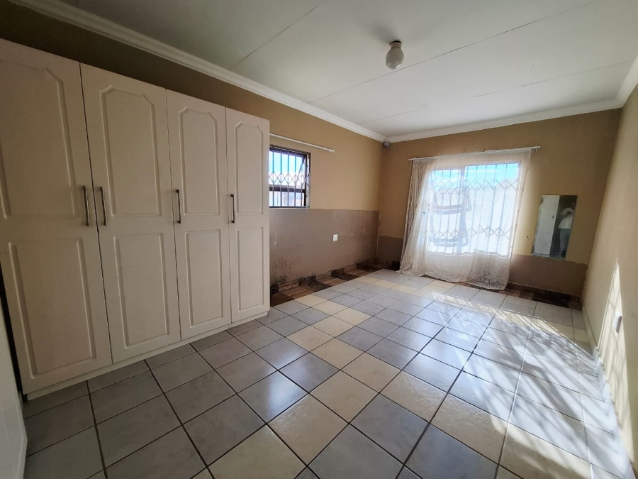 To Let 1 Bedroom Property for Rent in Vista Park Free State